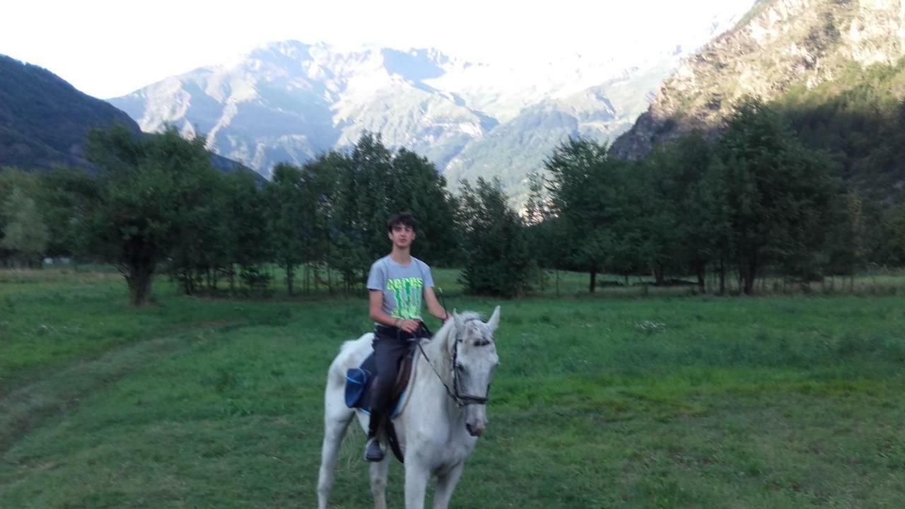 Agriturismo Al Pra Di Muriet Susa Exteriör bild